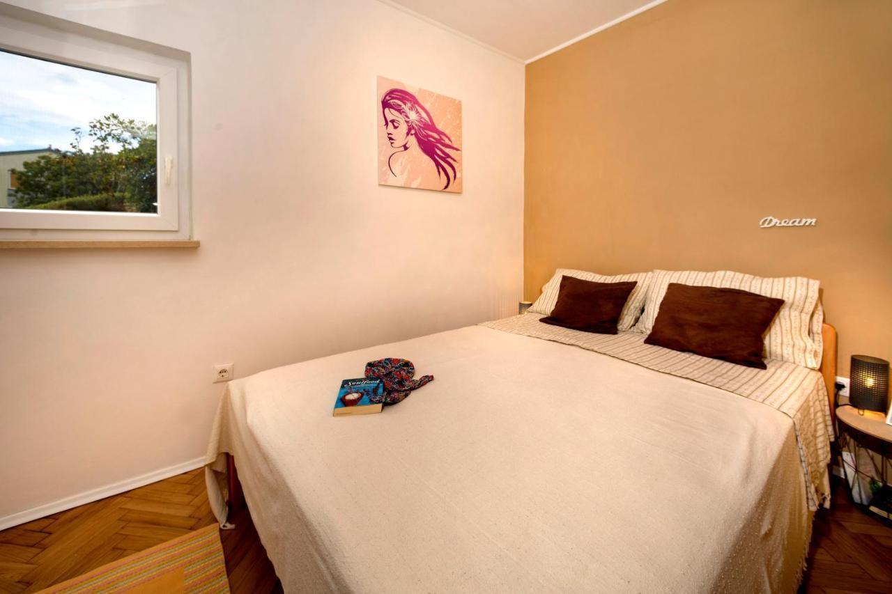 ראבני B Apartment מראה חיצוני תמונה