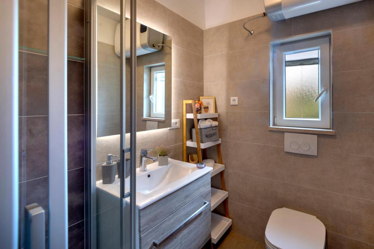 ראבני B Apartment מראה חיצוני תמונה